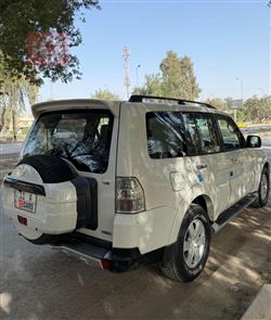 ميتسوبيشي باجيرو